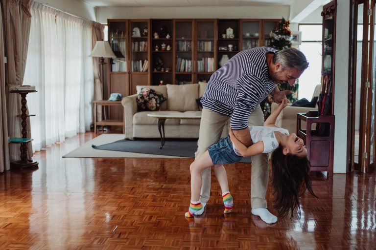 7 Tips For a Memorable Father-Daughter Dance